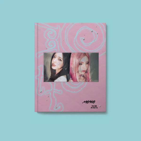 ITZY - MOTTO - PHOTOBOOK Ver.