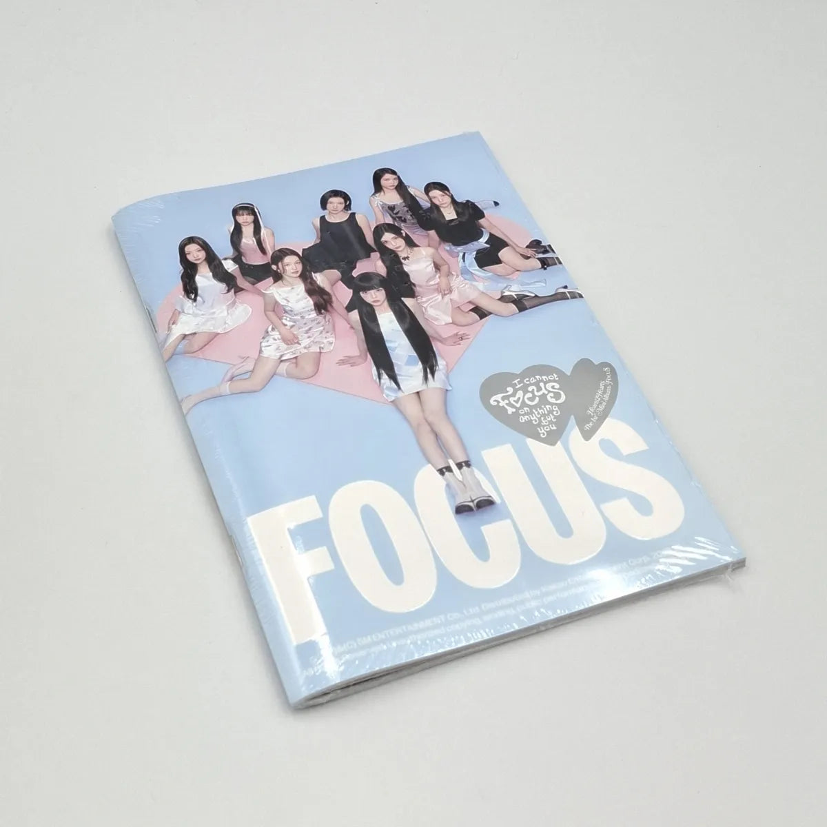 HEARTS2HEARTS - FOCUS - PHOTOBOOK ver