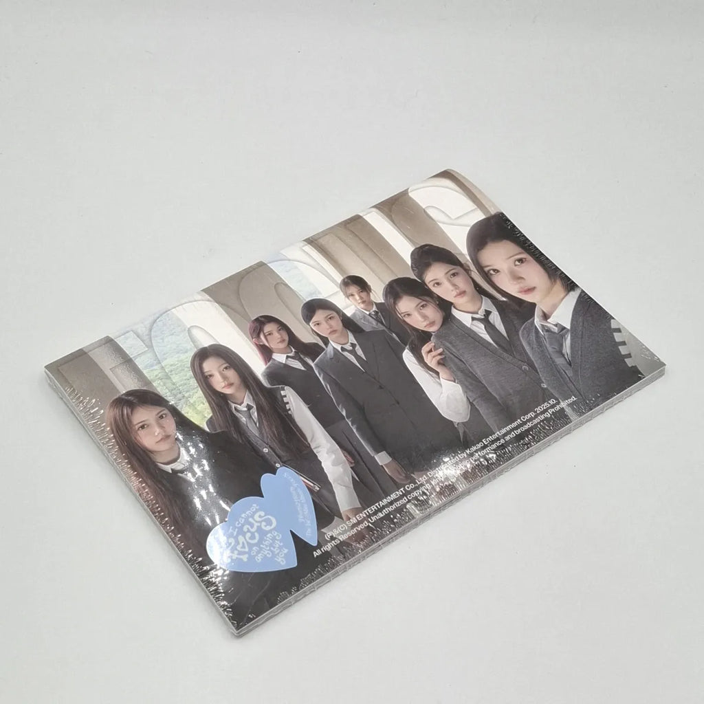 HEARTS2HEARTS - FOCUS - PHOTOBOOK ver
